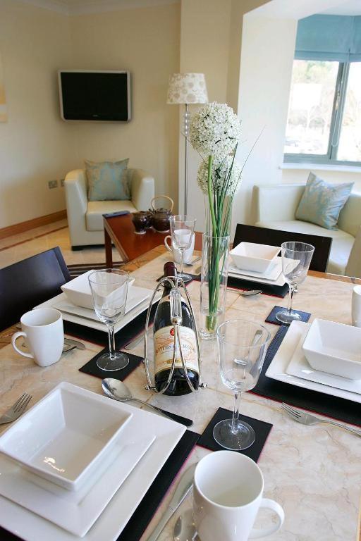 Park Place Apartments คิลลาร์นีย์ ภายนอก รูปภาพ