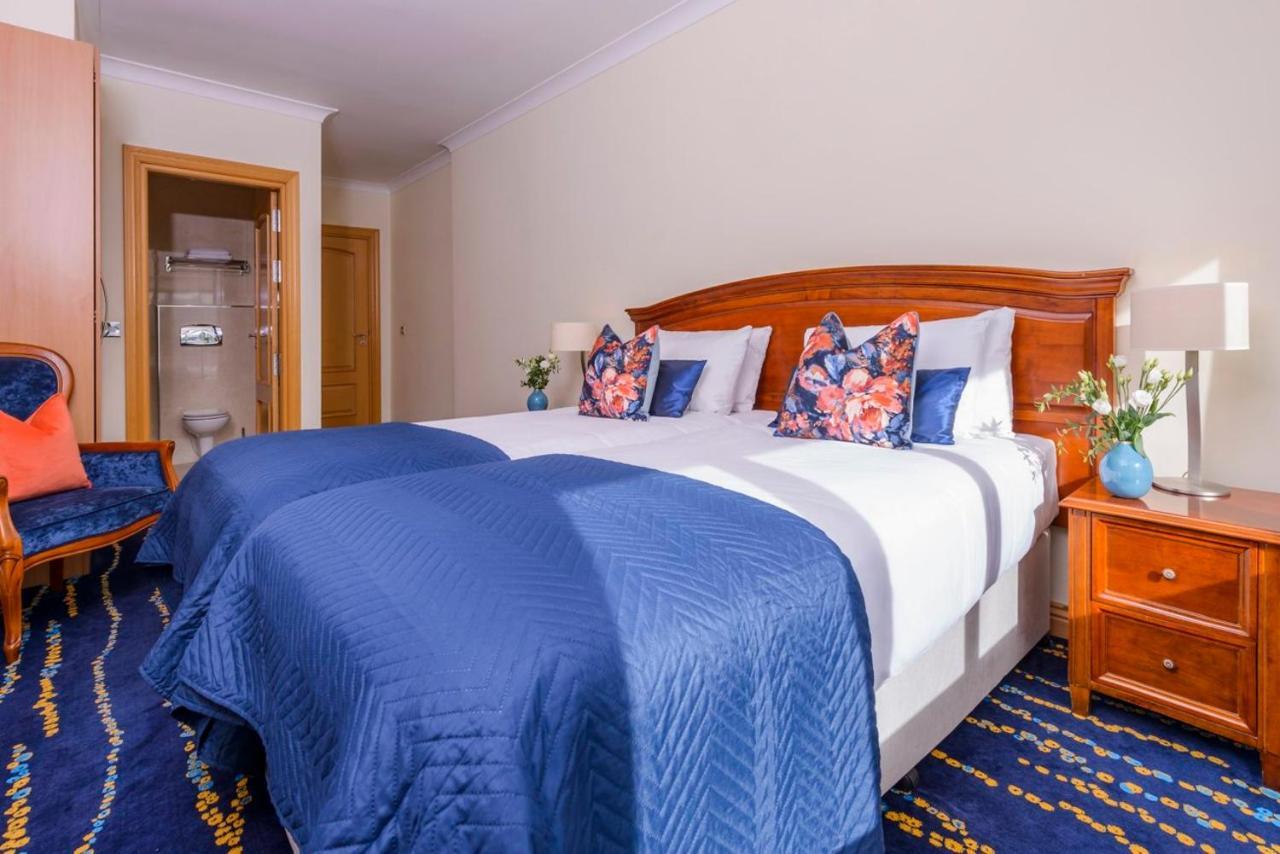 Park Place Apartments คิลลาร์นีย์ ภายนอก รูปภาพ