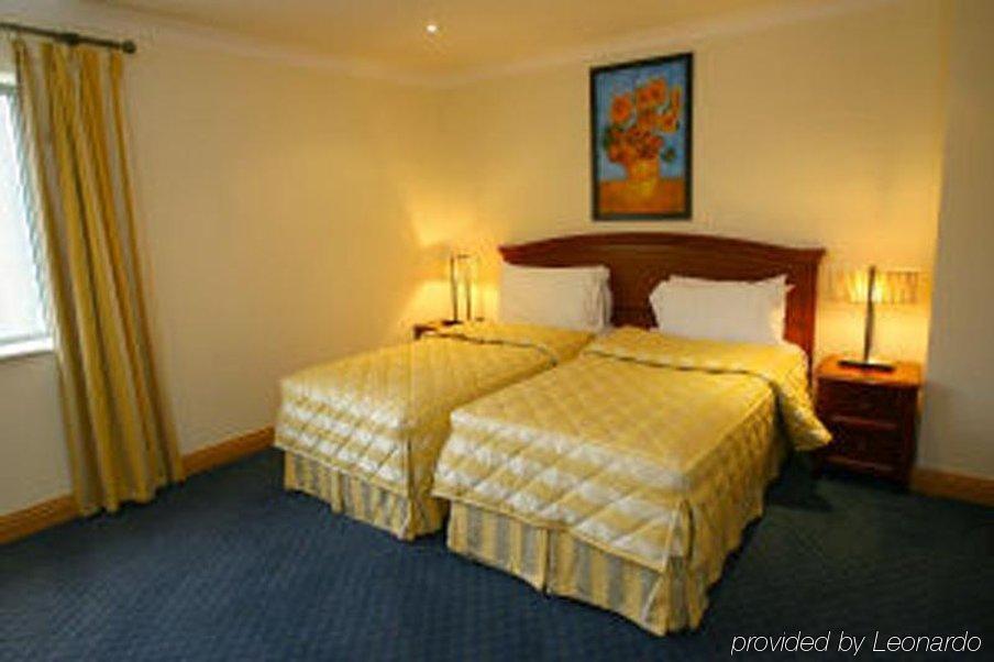 Park Place Apartments คิลลาร์นีย์ ภายนอก รูปภาพ