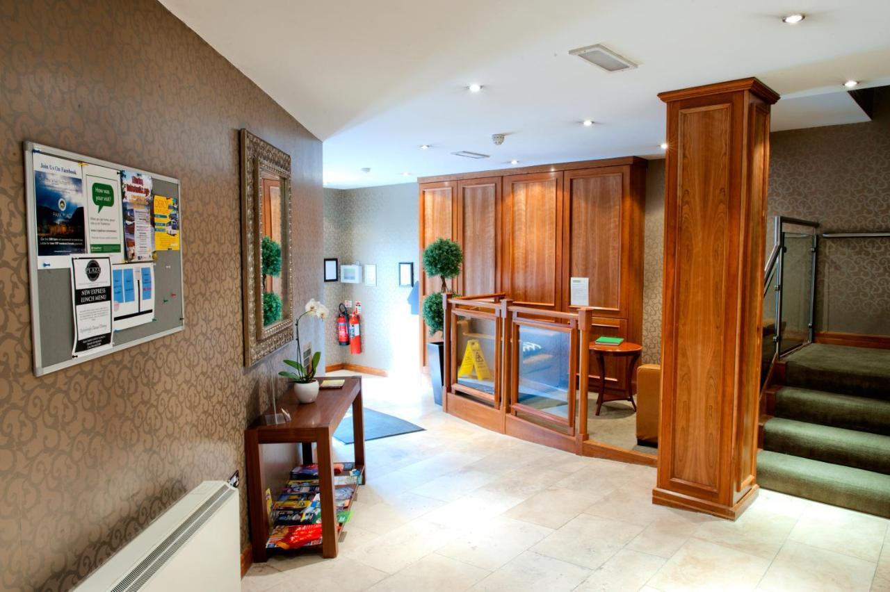 Park Place Apartments คิลลาร์นีย์ ภายนอก รูปภาพ